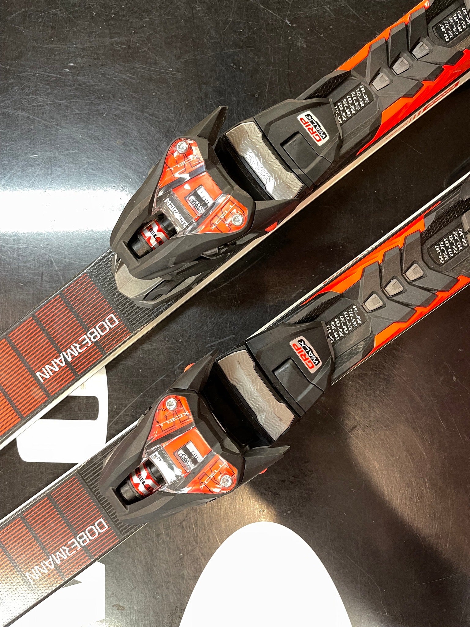 Nordica Dobermann GSR Race Skis with Marker Xcell Bindings - DEMO Nordica Dobermann GSR Race Skis with Marker Xcell Bindings - DEMO