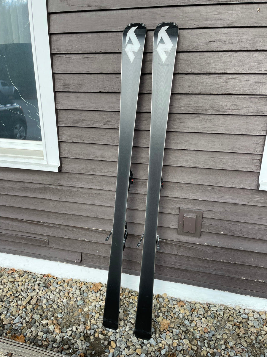 skis NORDICA DOBERMANN SPITFIRE PRO 2020, ENERGY 2 titanium + Marker TPX 12 skis NORDICA DOBERMANN SPITFIRE PRO 2020, ENERGY 2 titanium + Marker TPX 12